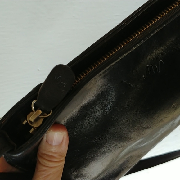 Monsac Small Italian Leather Crossbody Black Bag - Picture 9 of 16
